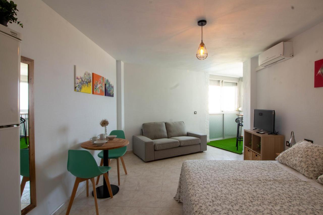 Larios Dos 504. Estudio Con Vistas Al Mar Cerca De La Playa Торокс Екстериор снимка